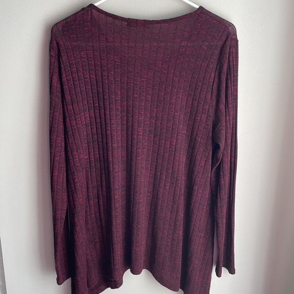 Vervi ami Pullover Burgundy Asymmetrical hem with long sleeves light Sweater -L - Picture 2 of 8